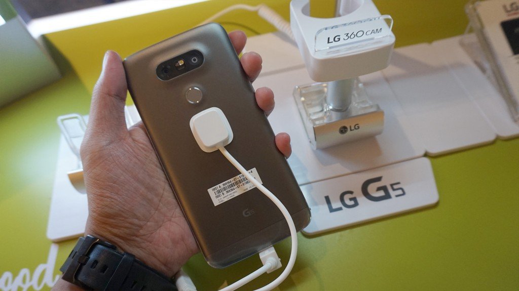 LG G5 Back