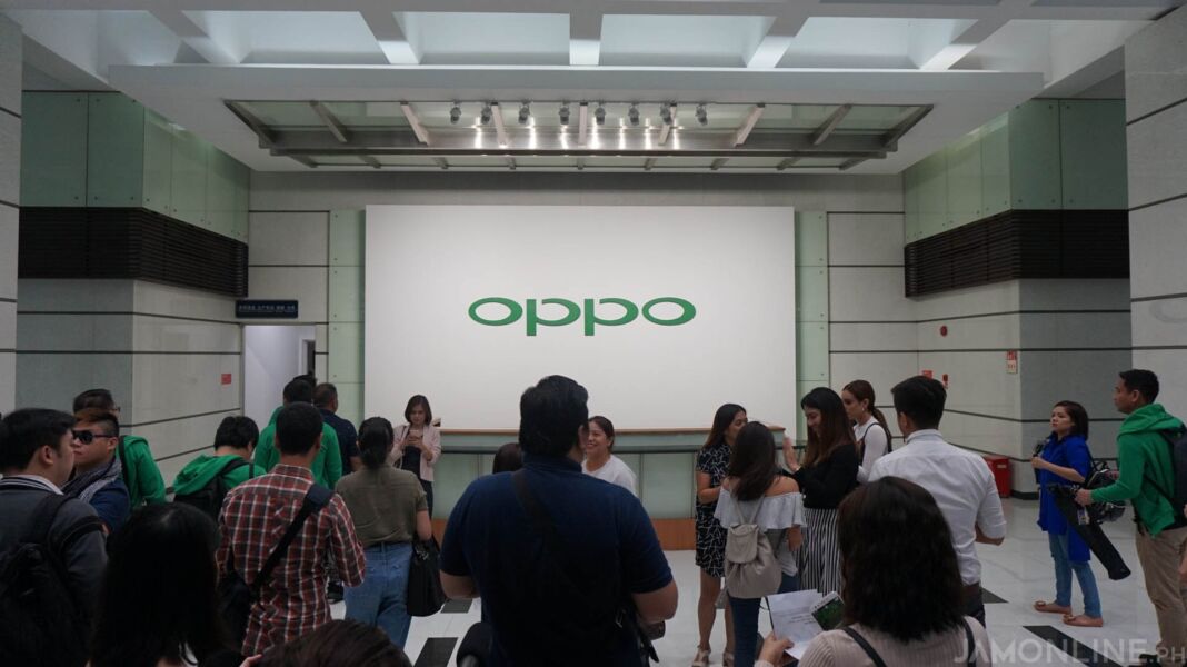 OPPO Factory Tour 1