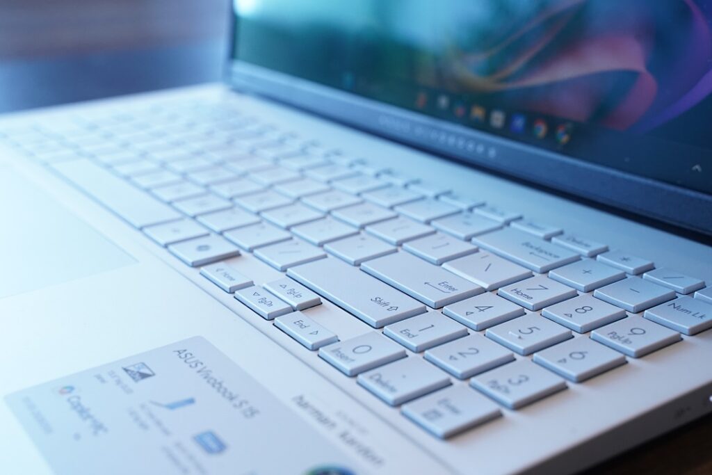 asus vivobook s review keyboards